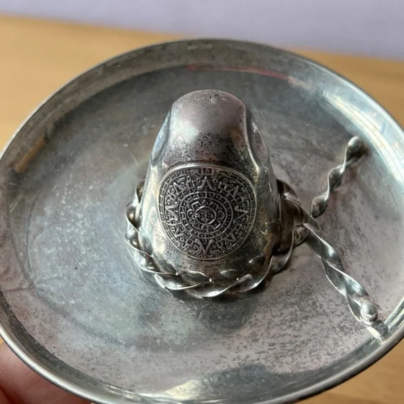 HEAVY Mexican Sombrero Hat 925 SS trinket jewelry ring dish Mayan Aztec Calendar